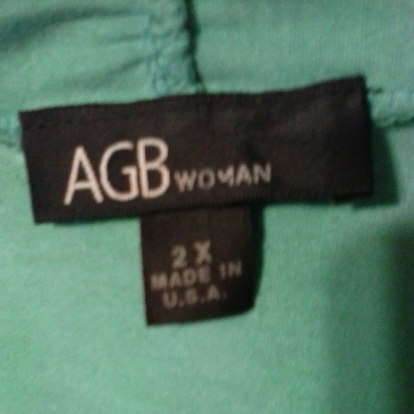 AGB WOMAN 3/4 Sleeve GREEN 2-N-1 LAYERED LOOK BEADED BLOUSE - Picture 2 of 7